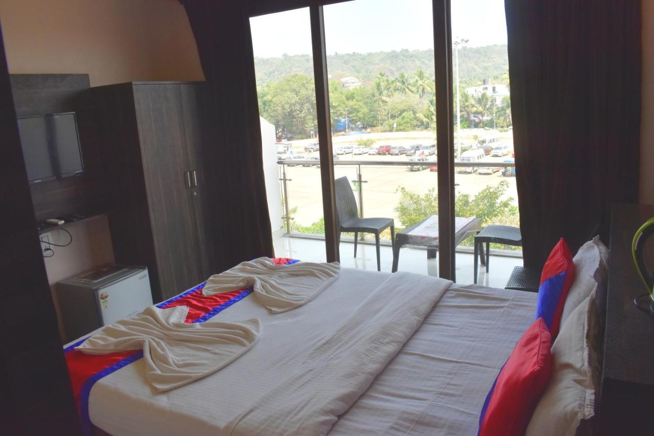 Hotel Baga Highq - Near Baga Beach Экстерьер фото