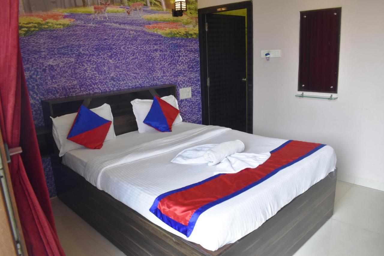 Hotel Baga Highq - Near Baga Beach Экстерьер фото