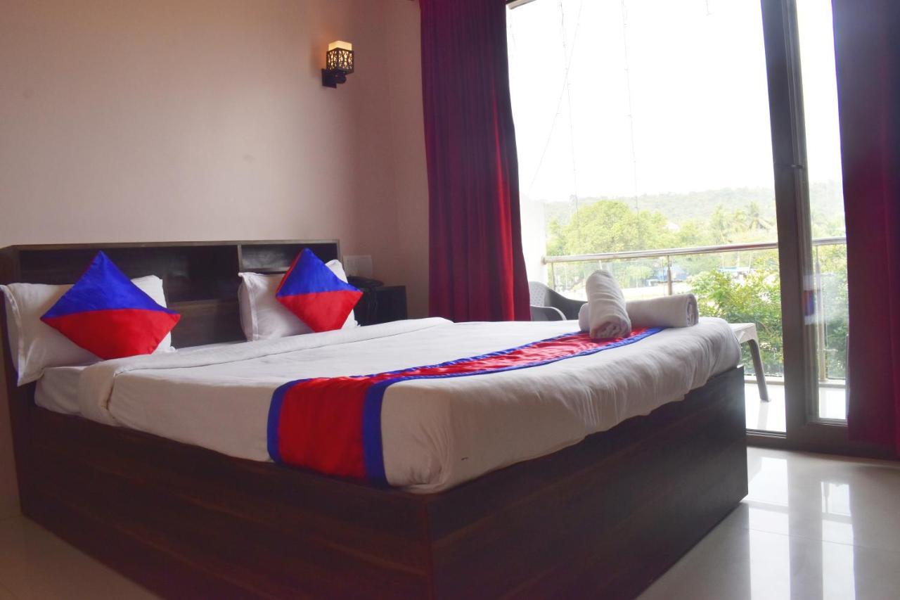 Hotel Baga Highq - Near Baga Beach Экстерьер фото