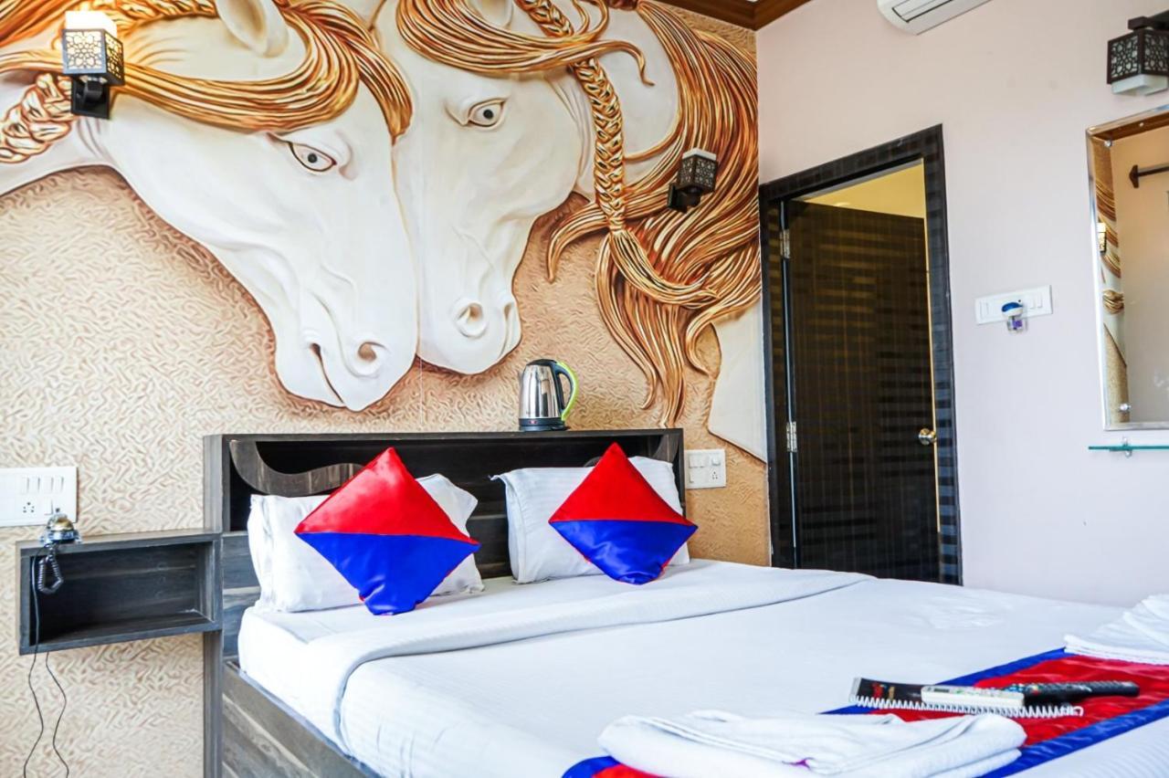 Hotel Baga Highq - Near Baga Beach Экстерьер фото